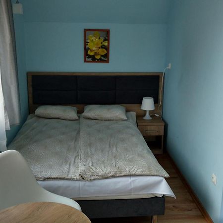 Pokoje Gościnne Stołówka- Swarzewianka Swarzewo Exterior foto