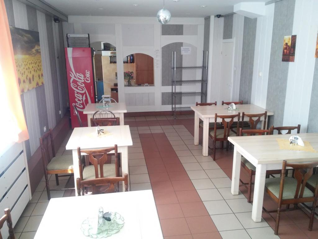 Pokoje Gościnne Stołówka- Swarzewianka Swarzewo Exterior foto
